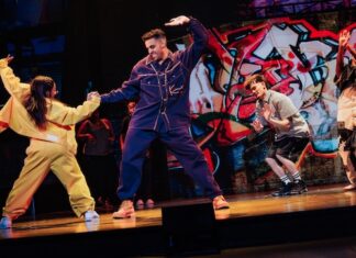 Alicia Keys’ Hell’s Kitchen Hits DeVos Performance Hall Stage